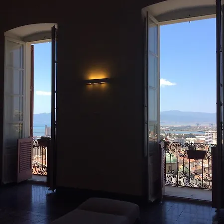 Relais Santa Croce Konukevi Cagliari